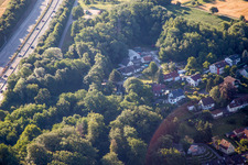 Vue aérienne de Zone de peuplement à le quartier Wolfartsweier in Karlsruhe dans le département Bade-Wurtemberg, Allemagne