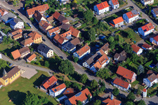 Vue aérienne de À la fontaine du tilleul à le quartier Schluttenbach in Ettlingen dans le département Bade-Wurtemberg, Allemagne