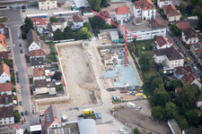 Au centre-ville" Nouveau bâtiment de RiBa GmbH entre Bismarck- et Gartenstr. à Kandel dans le département Rhénanie-Palatinat, Allemagne depuis l'avion