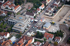 Nouveau quartier de développement « Au centre-ville » entre la Bismarckstrasse et la Gartenstrasse à Kandel dans le département Rhénanie-Palatinat, Allemagne d'en haut