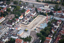 Vue aérienne de Chantiers d'ensemble de bâtiments pour la nouvelle construction d'un quartier urbain en centre-ville à Kandel dans le département Rhénanie-Palatinat, Allemagne