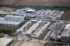 Photographie aérienne de Zone industrielle Im Langgewan, société de transport Kube & Kubenz à Worms dans le département Rhénanie-Palatinat, Allemagne