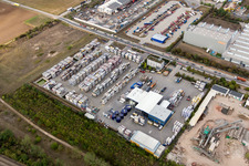 Vue aérienne de Stockage de conteneurs-citernes de Peter Hempt GmbH à Worms dans le département Rhénanie-Palatinat, Allemagne