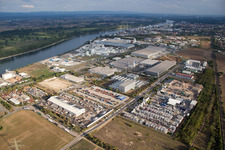 Zone industrielle Im Langgewan, société de transport Kube & Kubenz à Worms dans le département Rhénanie-Palatinat, Allemagne d'un drone