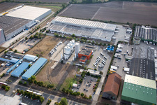 Photographie aérienne de Zone industrielle nord du Rhin à le quartier Rheindürkheim in Worms dans le département Rhénanie-Palatinat, Allemagne