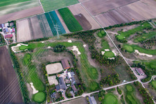 Vue oblique de Superficie du parcours de golf Golfpark Biblis-Wattenheim *****GOLF absolu en Wattenheim à le quartier Wattenheim in Biblis dans le département Hesse, Allemagne