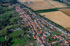 Vue aérienne de À Ziegelfeld à le quartier Schaidt in Wörth am Rhein dans le département Rhénanie-Palatinat, Allemagne