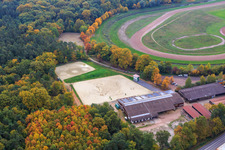 Vue aérienne de Club de course et d'équitation Herxheim eV à Herxheim bei Landau dans le département Rhénanie-Palatinat, Allemagne