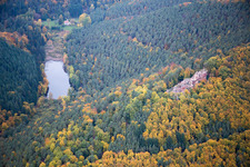 Windstein dans le département Bas Rhin, France du point de vue du drone