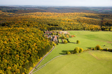 Vue aérienne de Centre rencontre Albert Schweitzer à Niederbronn-les-Bains dans le département Bas Rhin, France