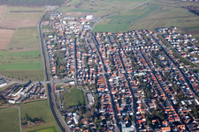 Quartier Neuthard in Karlsdorf-Neuthard dans le département Bade-Wurtemberg, Allemagne d'en haut