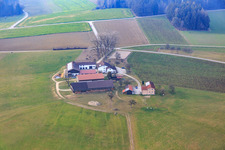 Vue aérienne de Ferme équestre Ziegelbauer à Pfarrkirchen dans le département Bavière, Allemagne