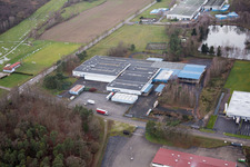Vue aérienne de Autocars Anciens de / Euromobile SAS à le quartier Altenstadt in Wissembourg dans le département Bas Rhin, France