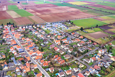 Vue aérienne de Holzgasse à Minfeld dans le département Rhénanie-Palatinat, Allemagne