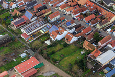 Vue aérienne de Halles agricoles à Ettenbaum à Kandel dans le département Rhénanie-Palatinat, Allemagne