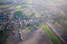 Wintzenbach dans le département Bas Rhin, France depuis l'avion