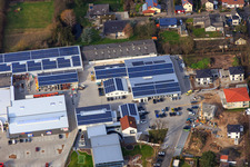 Photographie aérienne de EDEKA Albrecht et Hagebau Kompakt - Gillet Baustoffe GmbH à Herxheim bei Landau dans le département Rhénanie-Palatinat, Allemagne