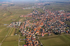 Vue aérienne de Alsterweiler Hauptstr à Maikammer dans le département Rhénanie-Palatinat, Allemagne