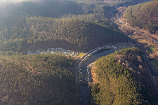 Vue aérienne de Camping Neudahner Weiher à Dahn dans le département Rhénanie-Palatinat, Allemagne