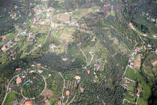 Vue aérienne de Valdicastello dans le département Toscane, Italie