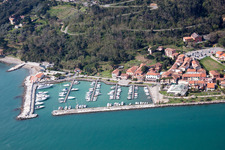 Fiumaretta di Ameglia dans le département Ligurie, Italie hors des airs
