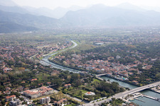Vue oblique de Marina dei Ronchi dans le département Toscane, Italie