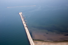 Vue aérienne de Sottomarina à Faro dans le département Vénétie, Italie