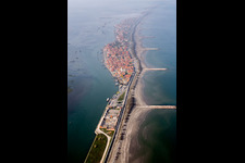 Vue aérienne de San Vito dans le département Vénétie, Italie