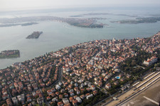Photographie aérienne de Lido de Venise à Venezia dans le département Vénétie, Italie