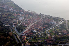 Malamocco dans le département Vénétie, Italie vue du ciel