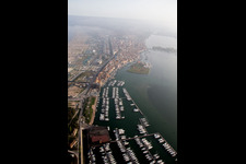 Enregistrement par drone de Sottomarina à Faro dans le département Vénétie, Italie