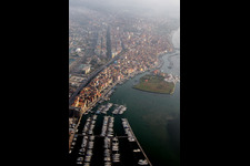 Image drone de Sottomarina à Faro dans le département Vénétie, Italie