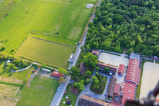 Photographie aérienne de Goujon à l'extérieur à Biblis dans le département Hesse, Allemagne