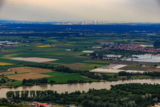 Vue aérienne de Quartier Geinsheim in Trebur dans le département Hesse, Allemagne