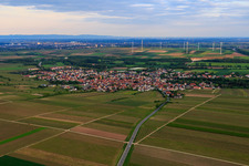 Vue aérienne de Quartier Abenheim in Worms dans le département Rhénanie-Palatinat, Allemagne