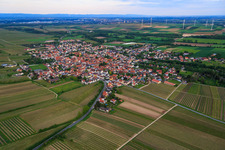 Quartier Abenheim in Worms dans le département Rhénanie-Palatinat, Allemagne d'en haut