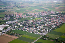 Vue aérienne de Quartier Horchheim in Worms dans le département Rhénanie-Palatinat, Allemagne