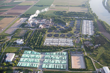 Station d'épuration BASF à le quartier Mörsch in Frankenthal dans le département Rhénanie-Palatinat, Allemagne depuis l'avion
