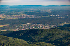 Vue aérienne de Du sud-est à le quartier Seeheim in Seeheim-Jugenheim dans le département Hesse, Allemagne