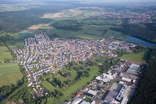 Vue aérienne de Quartier Zellhausen in Mainhausen dans le département Hesse, Allemagne