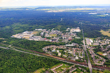 Vue aérienne de Parc industriel Wolfgang avec Evonik Industries AG et ALD Vacuum Technologies GmbH à le quartier Wolfgang in Hanau dans le département Hesse, Allemagne