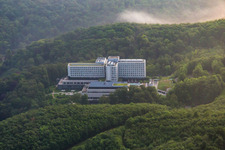 Lufthansa Seeheim GmbH à Seeheim-Jugenheim dans le département Hesse, Allemagne d'en haut