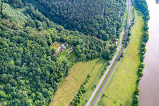 Vue aérienne de Kollenburg à Dorfprozelten dans le département Bavière, Allemagne