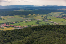 Vue aérienne de Pont de la vallée de l'A71 sur la Werra à Einhausen dans le département Thuringe, Allemagne