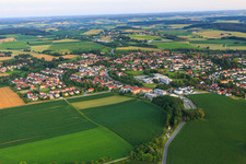 Vue aérienne de Quartier Thalham in Landau an der Isar dans le département Bavière, Allemagne