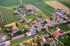 Vue aérienne de Quartier Kollbach in Gangkofen dans le département Bavière, Allemagne