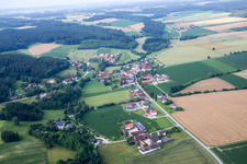 Vue aérienne de Quartier Weigendorf in Loiching dans le département Bavière, Allemagne
