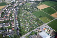 Vue aérienne de Quartier Lützelsachsen in Weinheim dans le département Bade-Wurtemberg, Allemagne