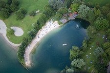 Vue aérienne de Waidsee à le quartier Lützelsachsen in Weinheim dans le département Bade-Wurtemberg, Allemagne