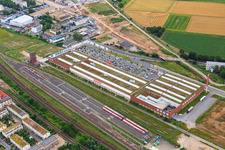 Vue aérienne de USINE D'EXPLOITATION devant le BAUHAUS Stadtgarten Heidelberg à le quartier Bahnstadt in Heidelberg dans le département Bade-Wurtemberg, Allemagne